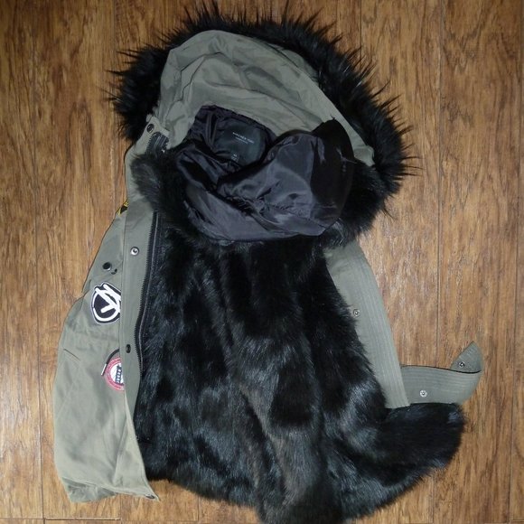 Rare Marc New York Vest with removable Faux Fur Liner Hooded Size XS Designer - Picture 7 of 7
